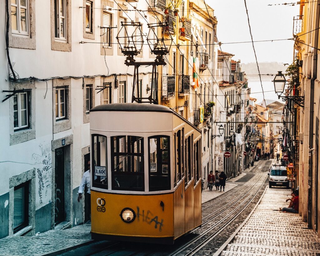 Historické tramvaje v Alexandrii končí, město čeká modernizace
