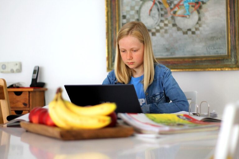 Tipy pro efektivní sebevzdělávání v digitální éře