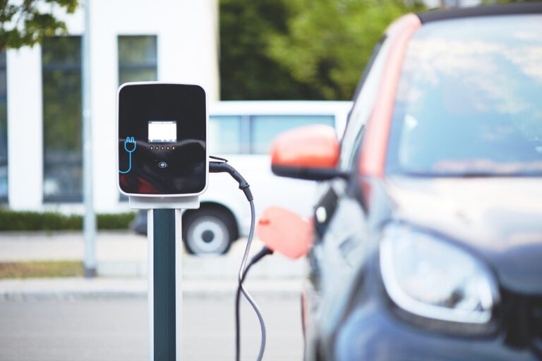 Nová platforma pro sdílení automobilů slibuje revoluci v městské dopravě